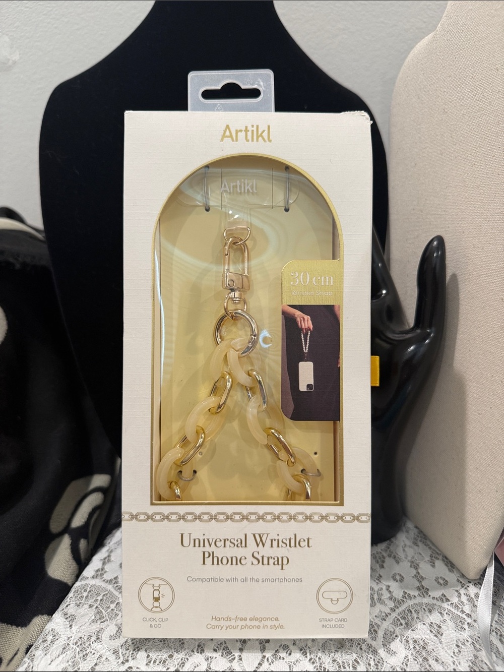 Artikl Gold Wristlet Phone Strap